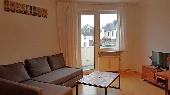 2 Zimmer-Wohnung in Düsseldorf - Stadtmitte, möbliert